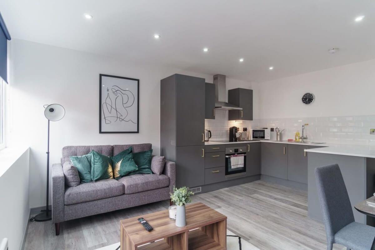Contemporary 1 Bedroom Preston Apartment Екстер'єр фото